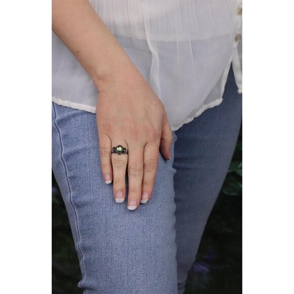 Sterling Silver Abalone Flower Ring Size 6 1/2 Dark Patina - Picture 4 of 9